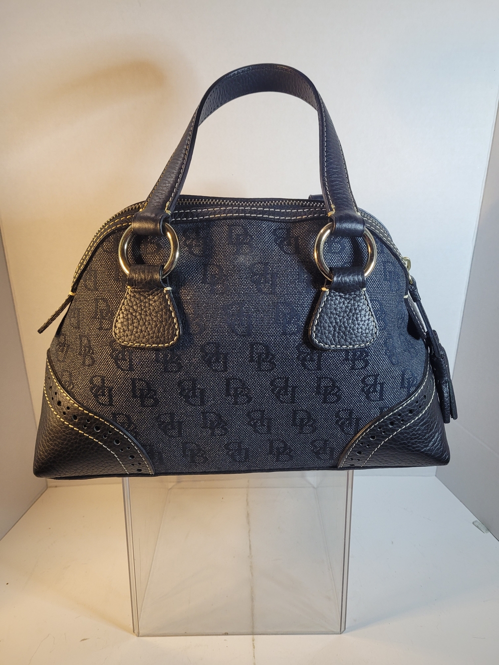 Dooney And Bourke Navy Blue Canvas And Leather Handbag Purse (Q) - Picture 2 of 9